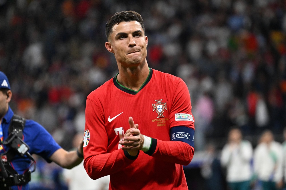 开云体育-C罗在塞尔维亚队比赛中精彩发挥，突破纪录引发热议！的简单介绍