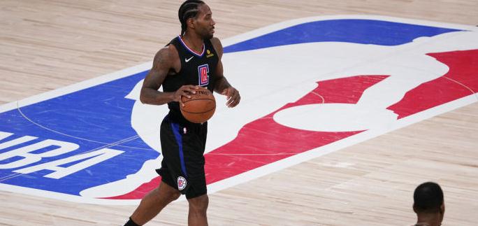 开云体育-关于穆雷巅峰对决，西亚卡姆与40激战TES分钟，出色防守胜负难料！的信息